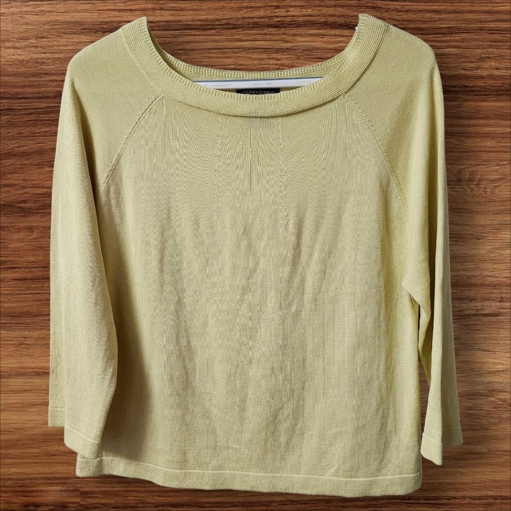 Sydney Easton Light Yellow Silk Blend 3/4 Sleeve Knit Sweater. Sz. XL